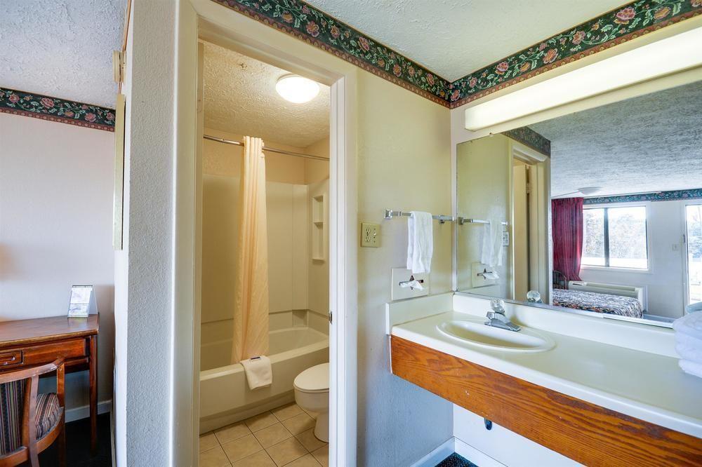 Budget Inn-Norfolk, Va - Oceanview Exterior photo